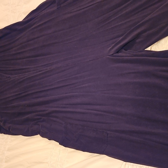 Chic Navy Sleeveless Jumpsuit - Picture 2 of 4